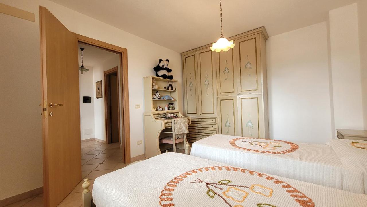 Residenza La Pineta Orosei Villa Exterior photo