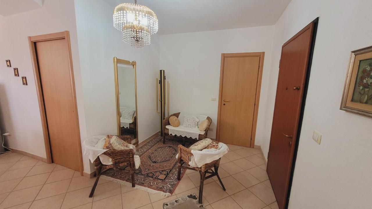Residenza La Pineta Orosei Villa Exterior photo